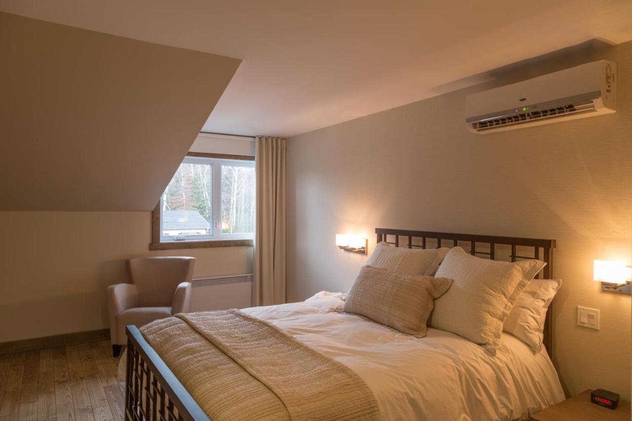 Hotel "Le Suisse" Saint-Donat-de-Montcalm Bagian luar foto